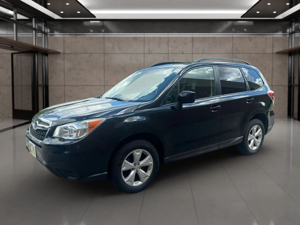 2016 SUBARU Forester