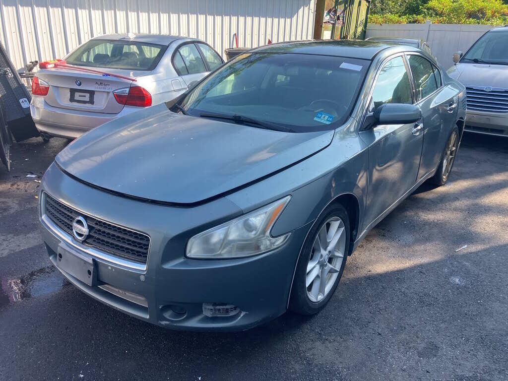 2011 NISSAN Maxima