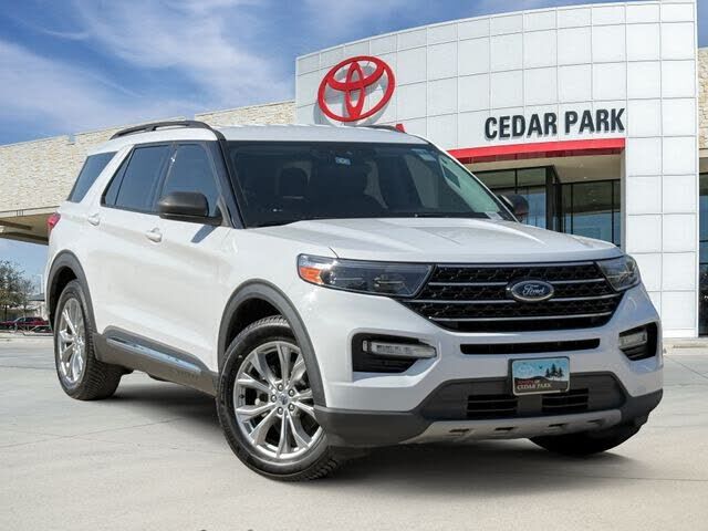 2021 FORD Explorer