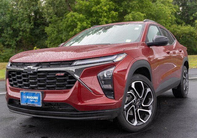 2025 CHEVROLET Trax
