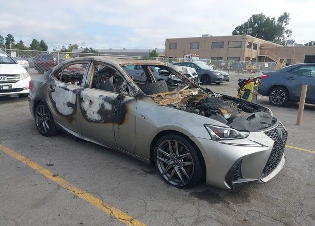 2017 LEXUS IS