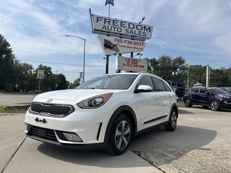 2017 KIA Niro