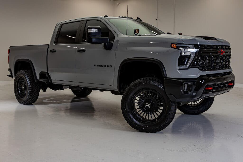 2025 CHEVROLET Silverado HD