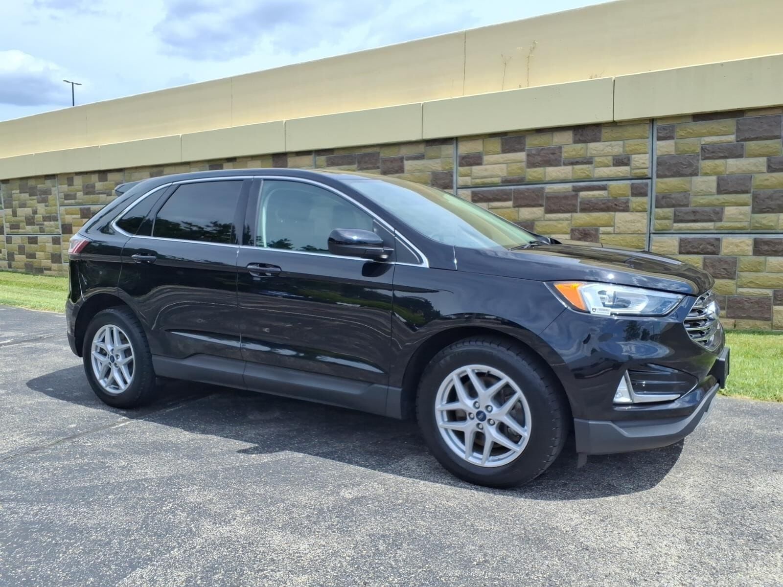 2021 FORD Edge