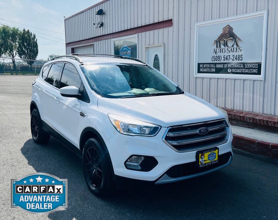 2017 FORD Escape