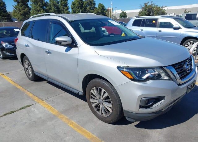 2019 NISSAN Pathfinder