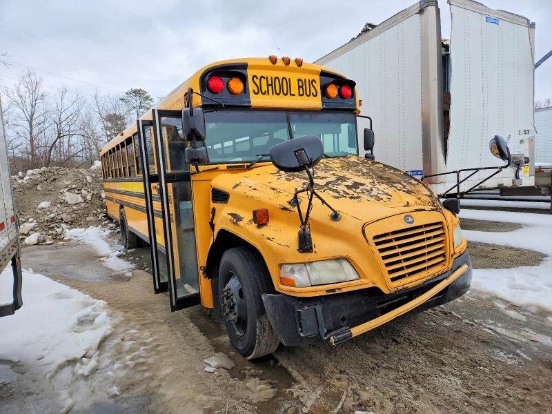 2013 BLUE BIRD BB Conventional