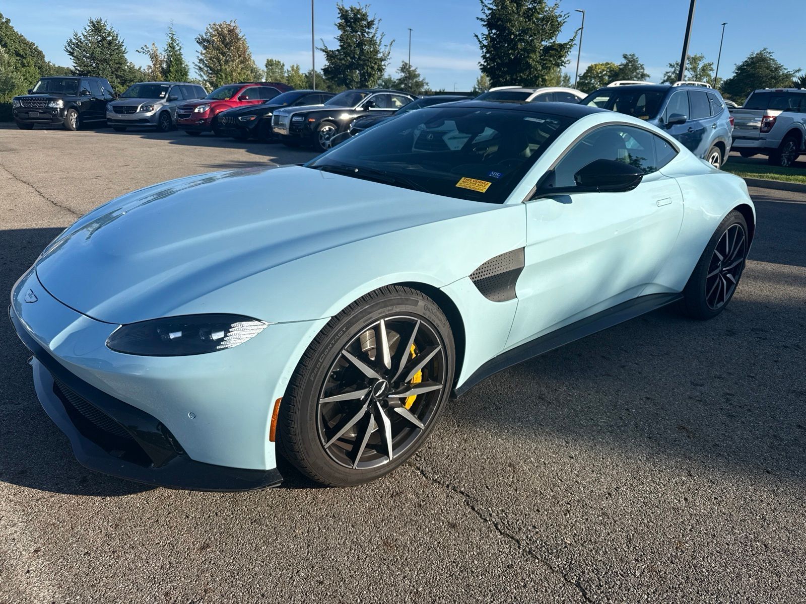 2019 ASTON MARTIN V8 Vantage