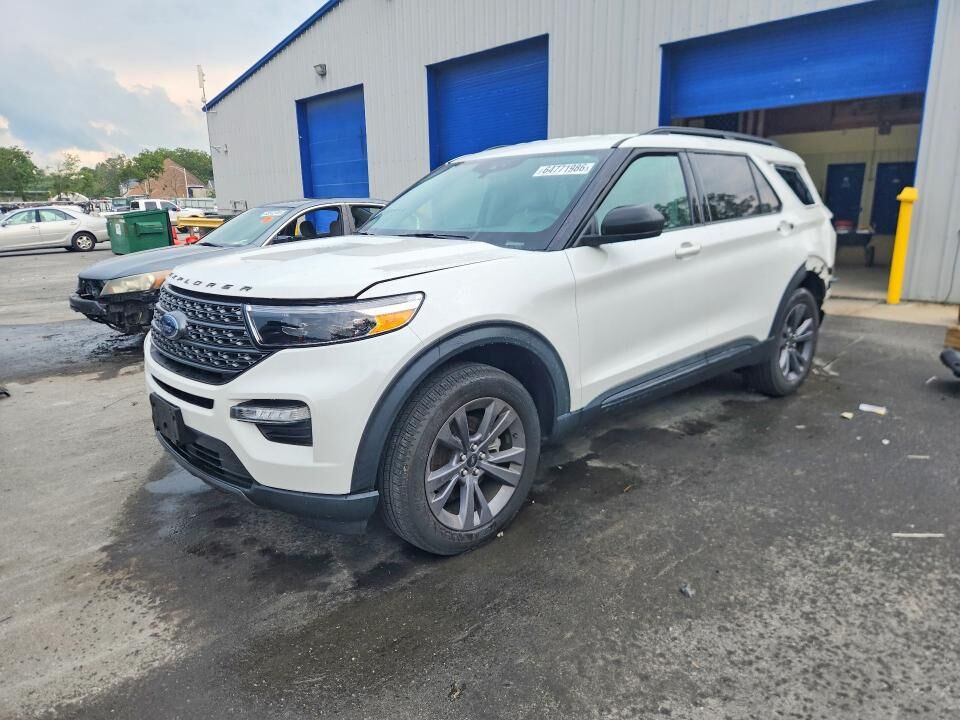 2021 FORD Explorer