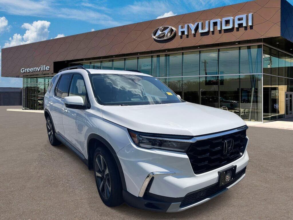 2023 HONDA Pilot