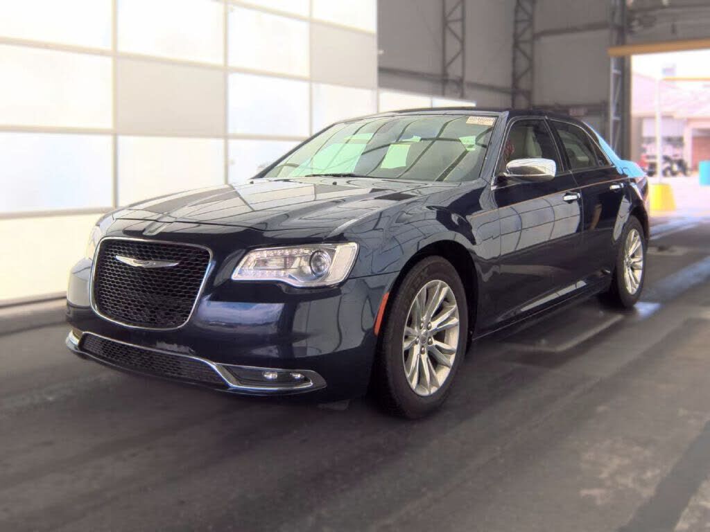 2016 CHRYSLER 300