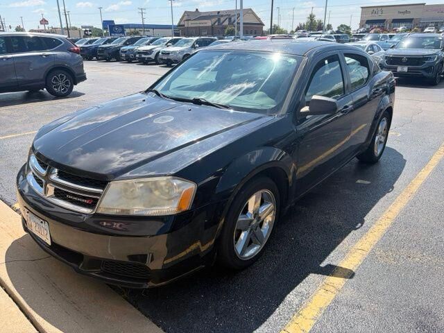 2014 DODGE Avenger