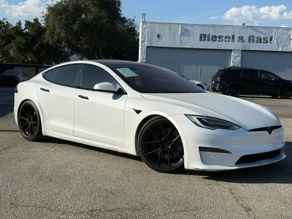 2021 TESLA Model S