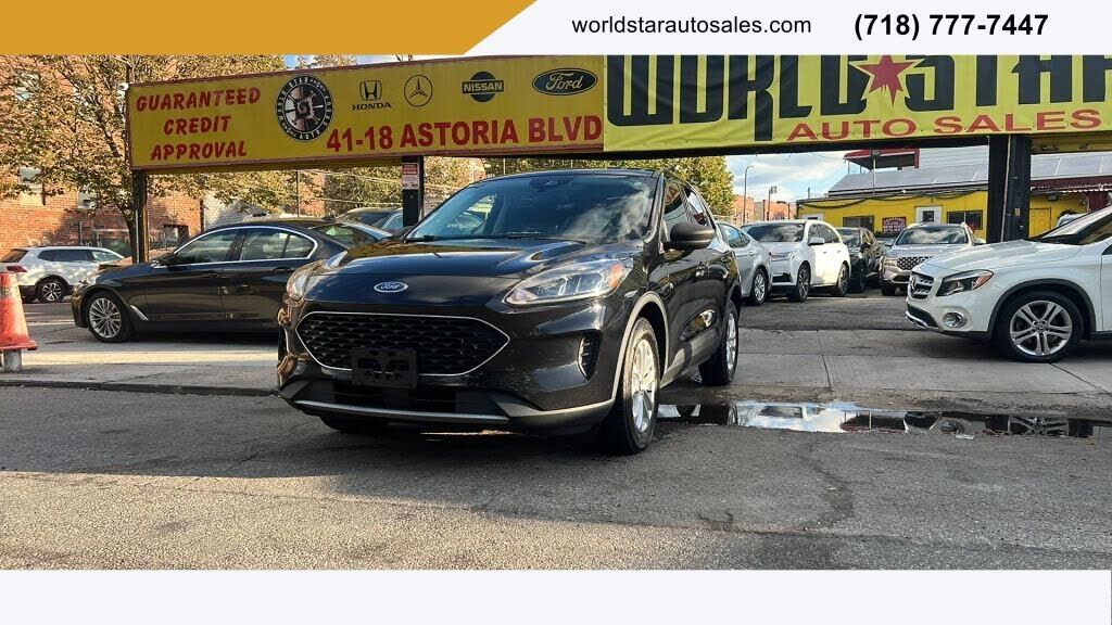2022 FORD Escape