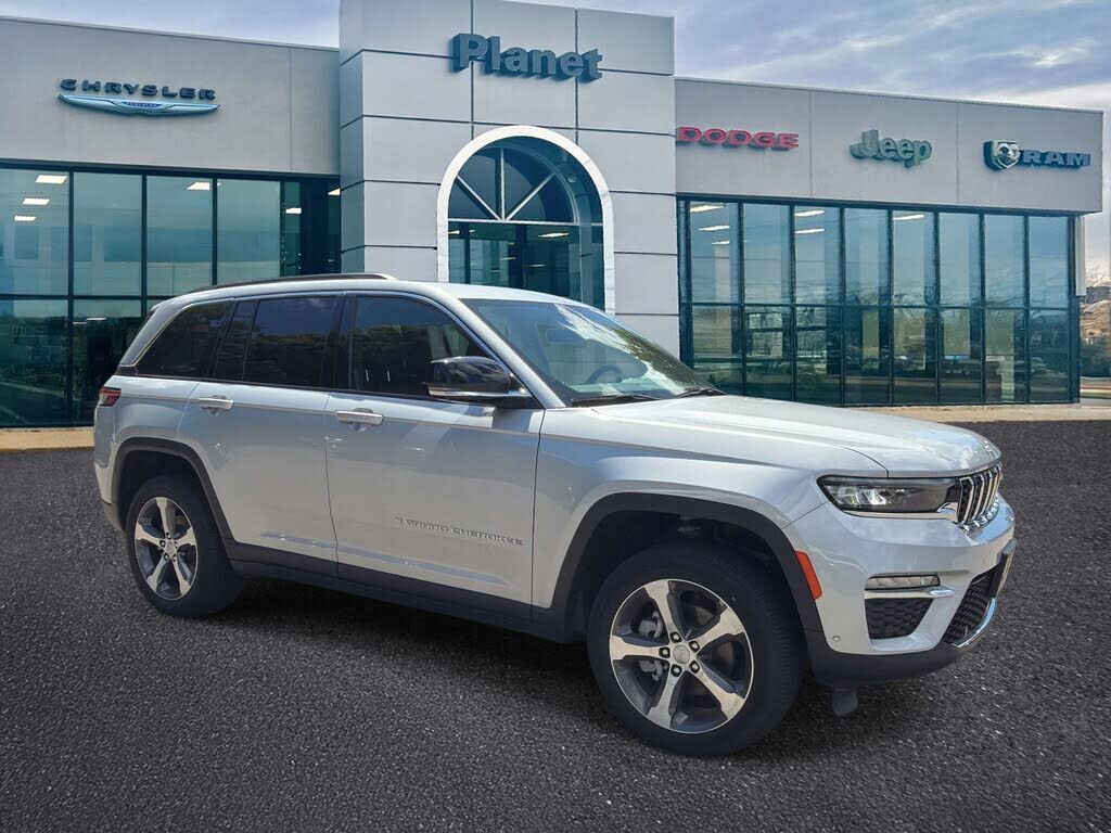 2025 JEEP Grand Cherokee