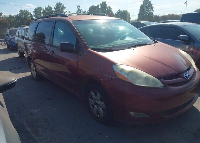 2006 TOYOTA Sienna