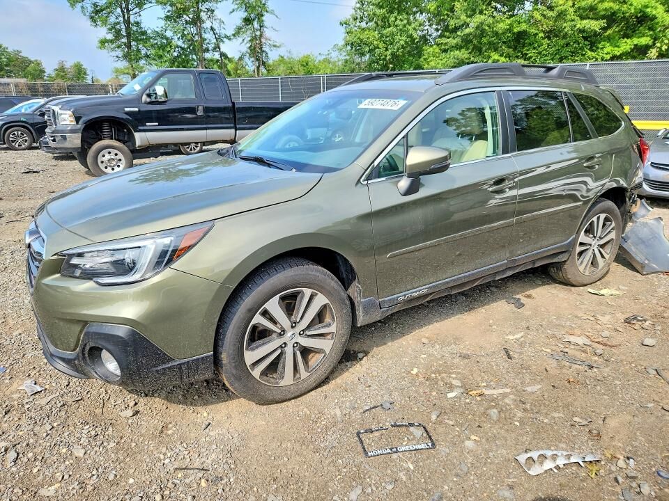 2018 SUBARU Outback