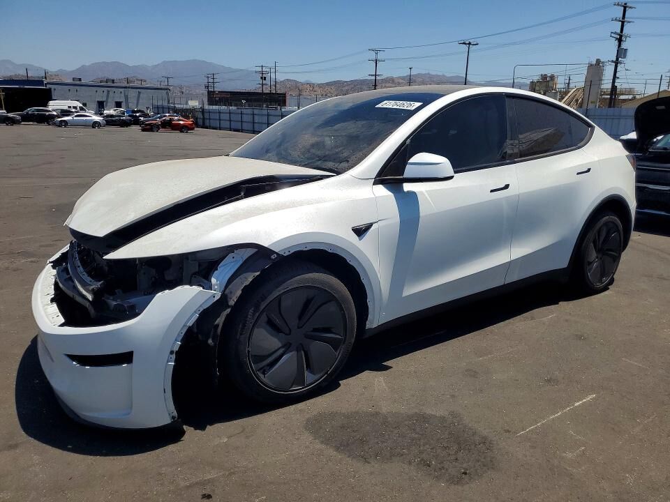 2026 TESLA Model Y