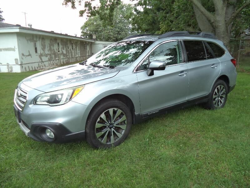 2015 SUBARU Outback