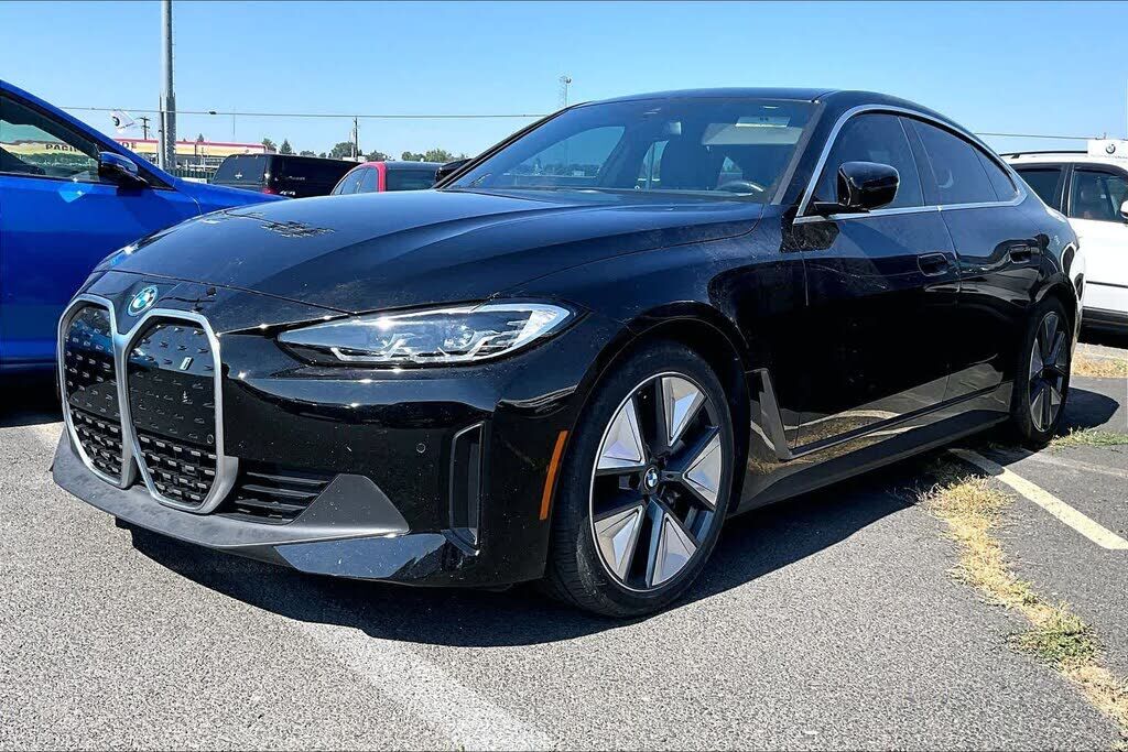 2024 BMW i4