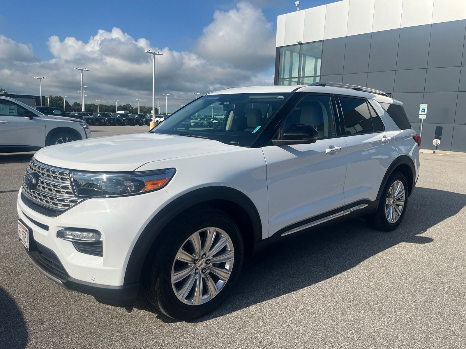 2020 FORD Explorer