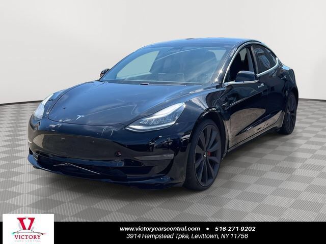 2020 TESLA Model 3