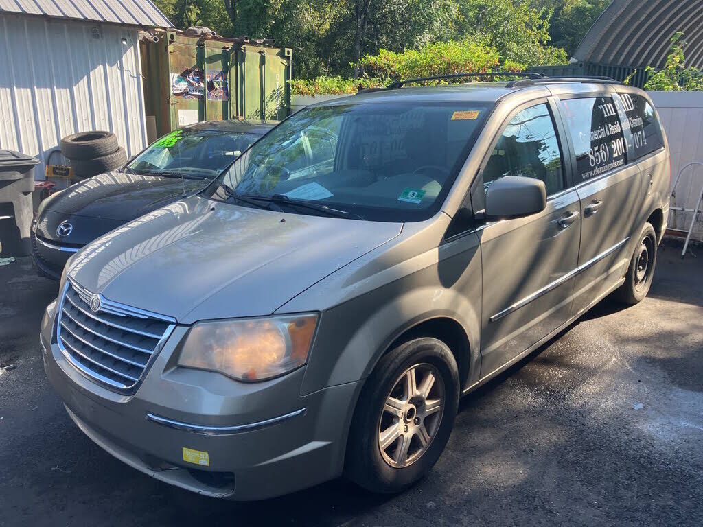 2009 CHRYSLER Town and Country