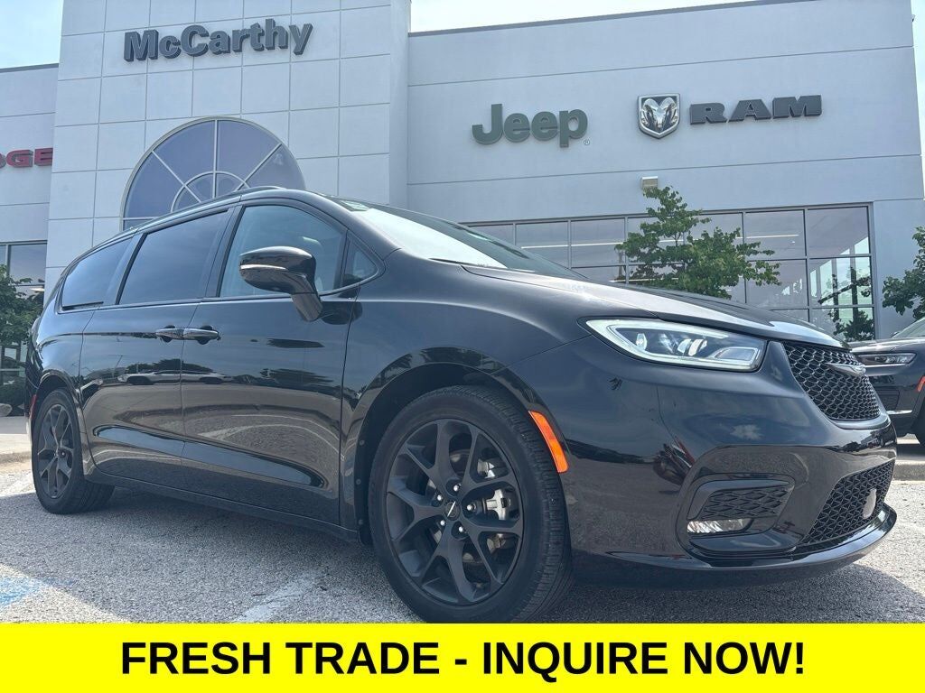 2025 CHRYSLER Pacifica