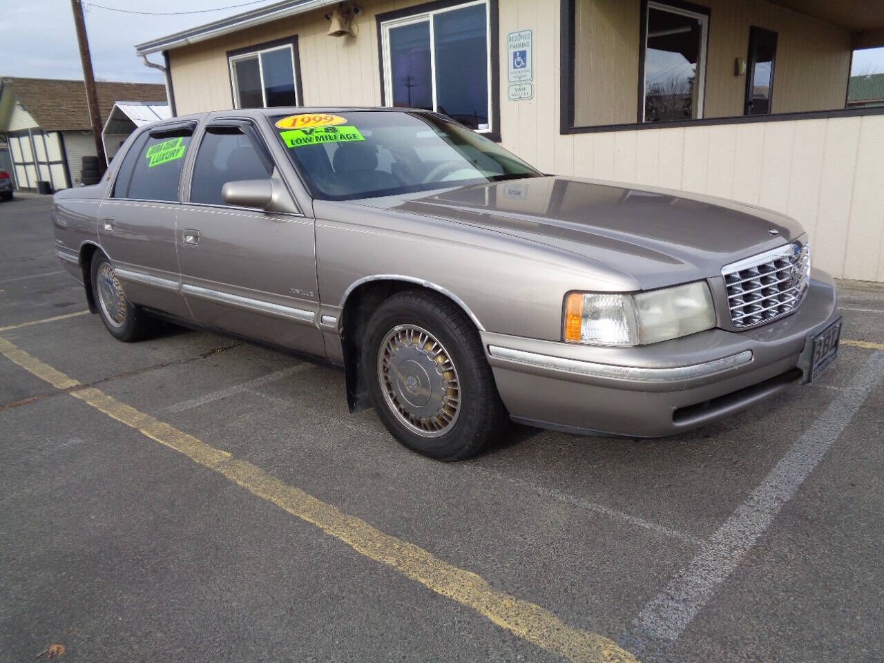 1999 CADILLAC Deville