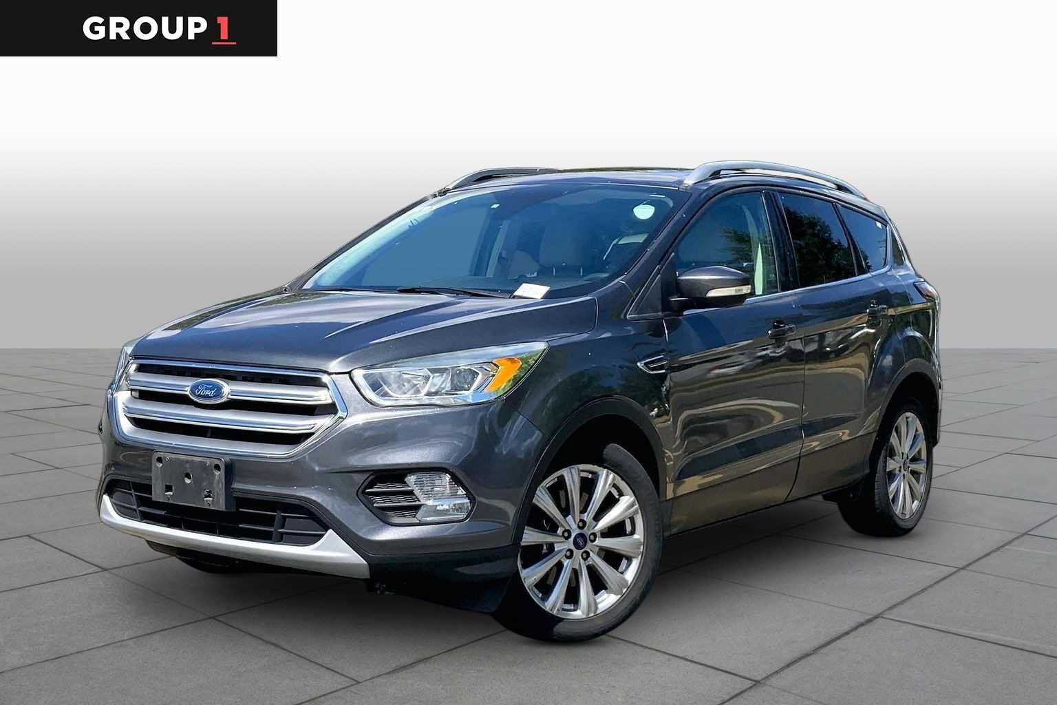 2017 FORD Escape