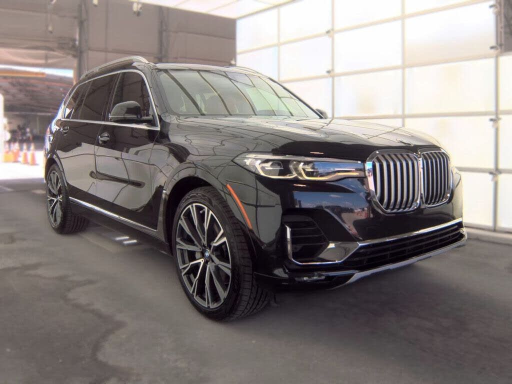 2021 BMW X7