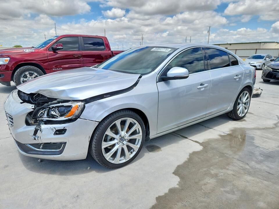 2017 VOLVO S60