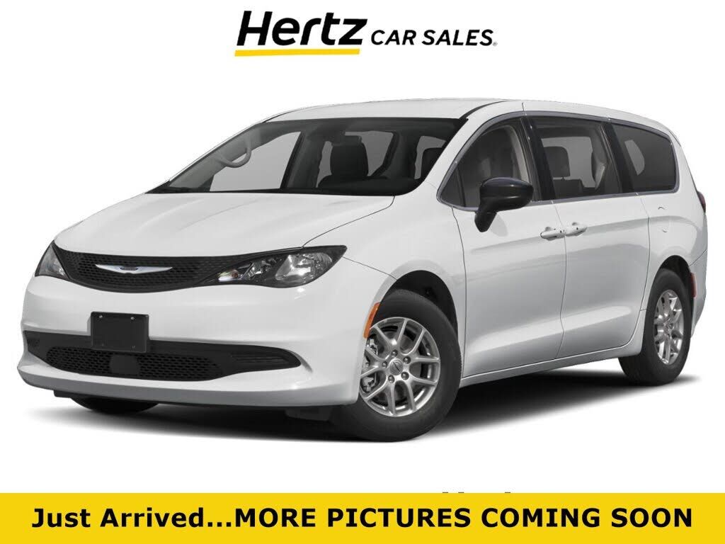 2024 CHRYSLER Voyager