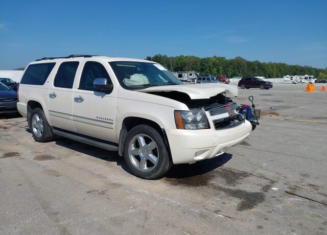 2012 CHEVROLET Suburban
