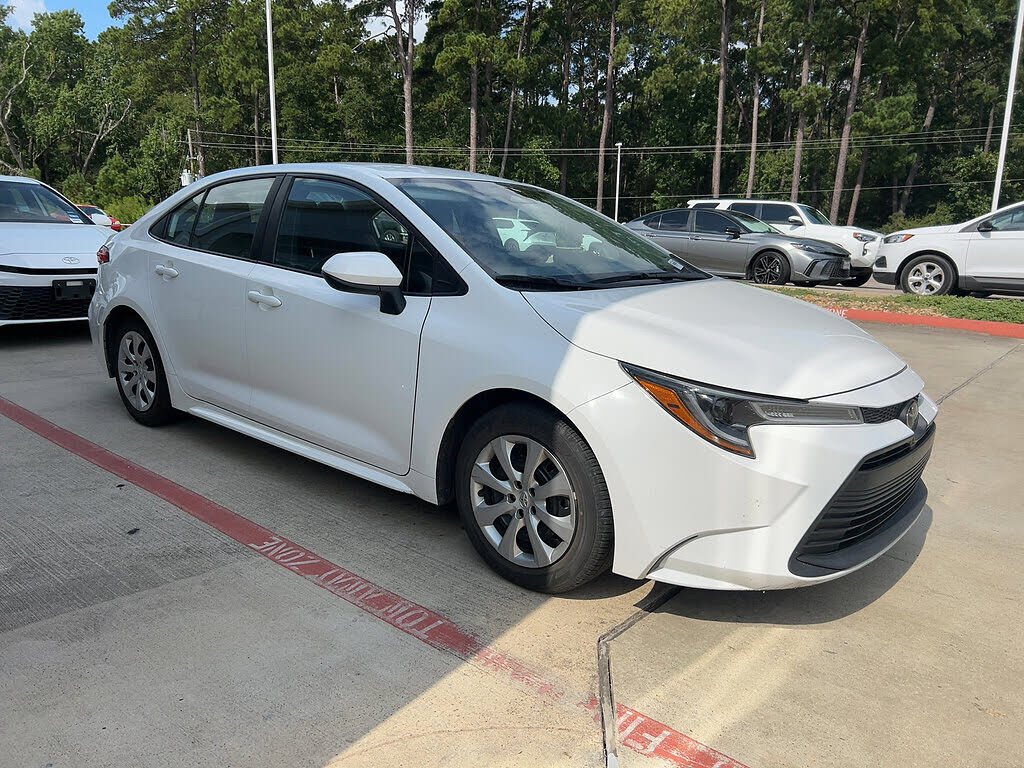 2024 TOYOTA Corolla