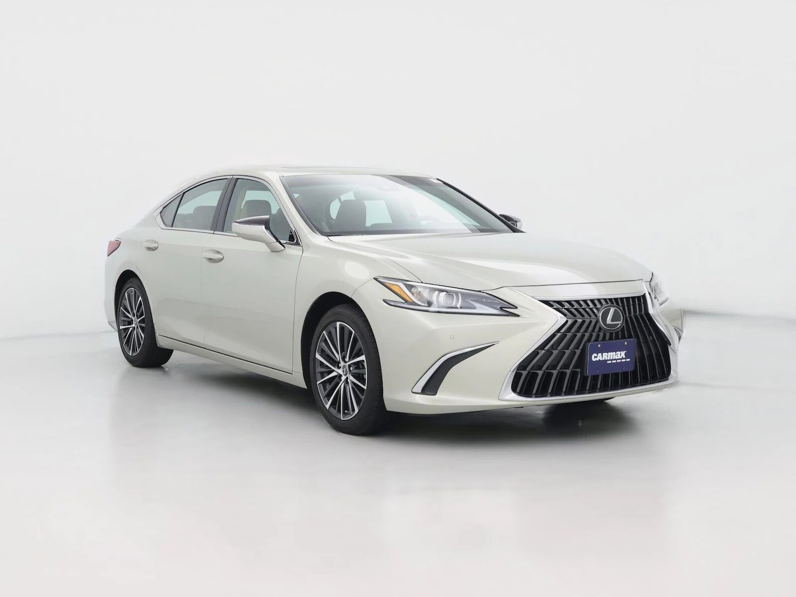 2025 LEXUS ES