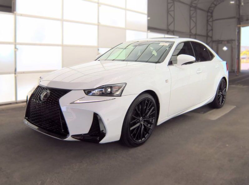 2019 LEXUS IS