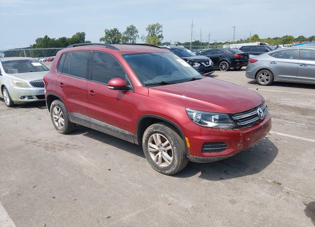 2015 VOLKSWAGEN Tiguan