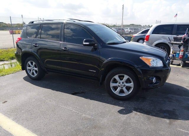 2011 TOYOTA RAV4