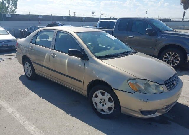 2004 TOYOTA Corolla