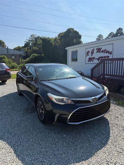 2017 TOYOTA Avalon