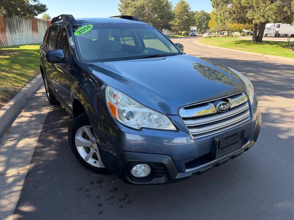 2014 SUBARU Outback