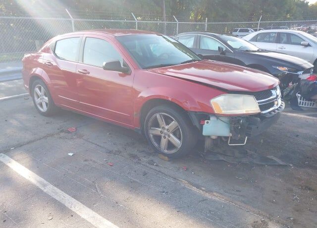 2013 DODGE Avenger