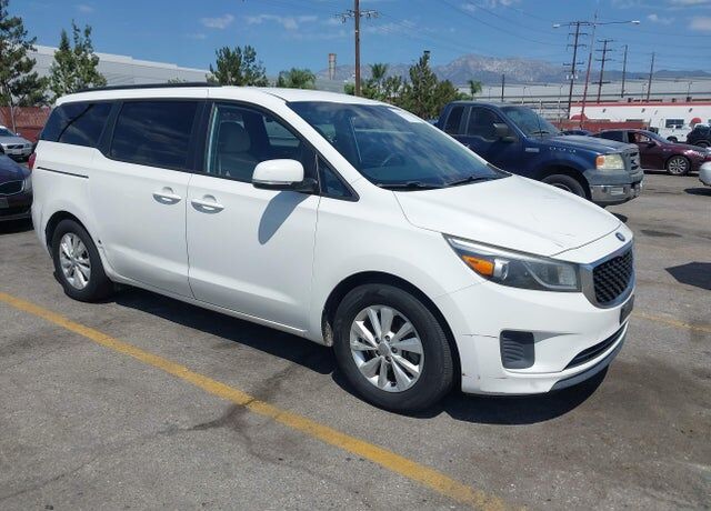 2016 KIA Sedona