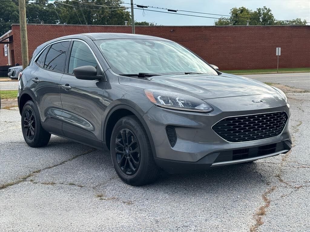 2022 FORD Escape