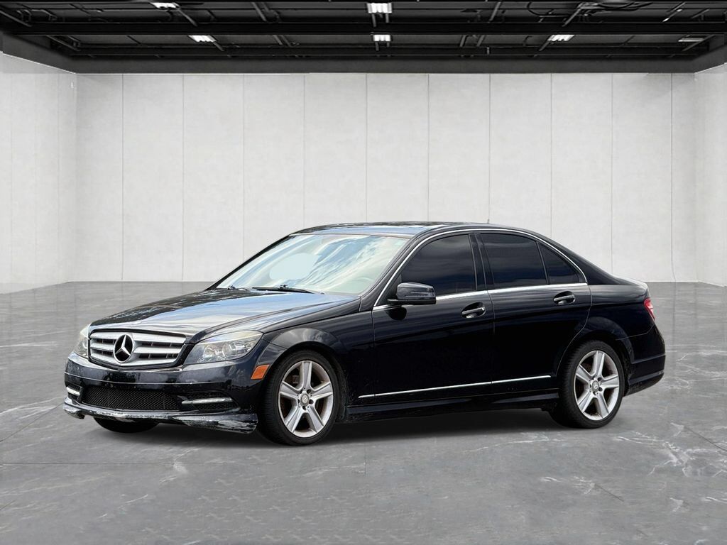 2011 MERCEDES-BENZ C-Class