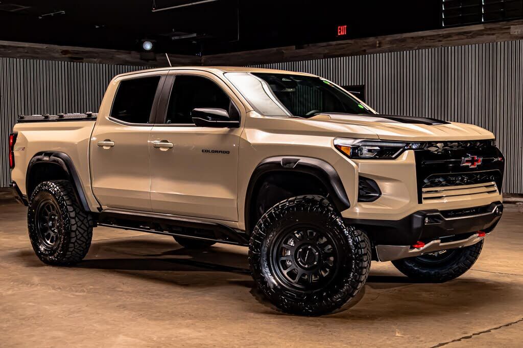 2023 CHEVROLET Colorado