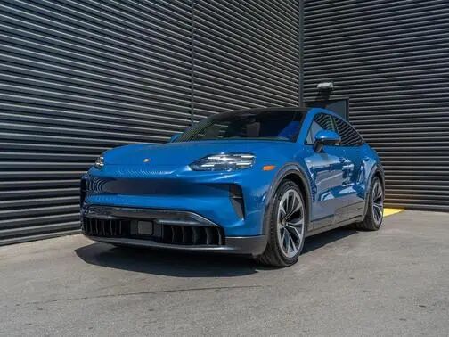 2026 PORSCHE Cayenne
