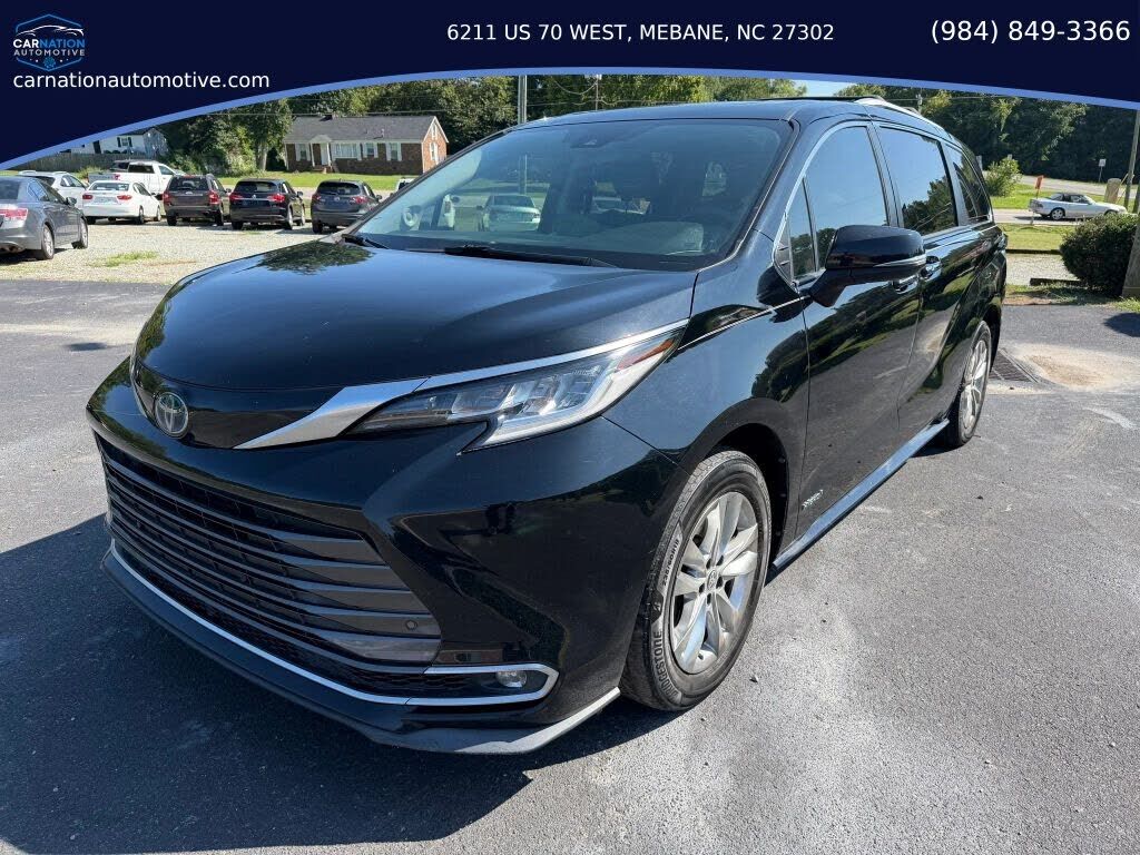 2021 TOYOTA Sienna