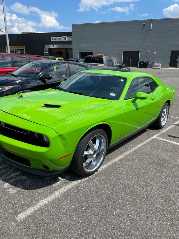 2017 DODGE Challenger